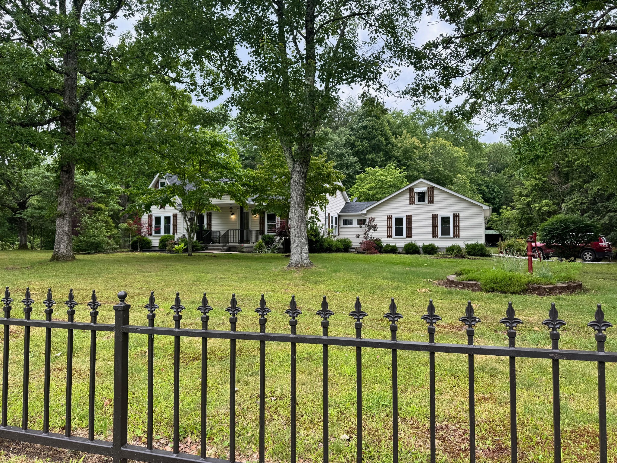 4540 S York Hwy S