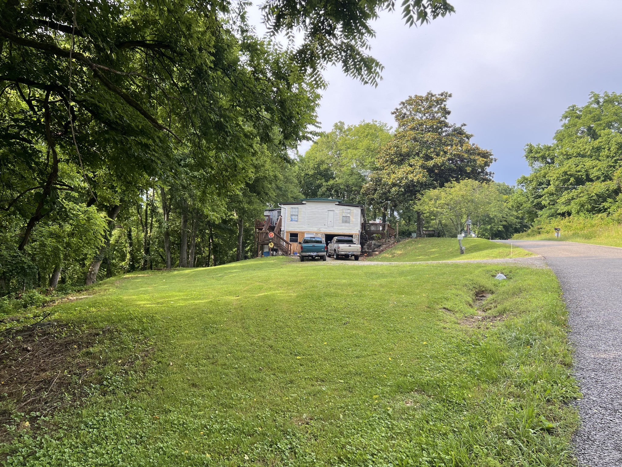 2205 Dowell Branch Rd