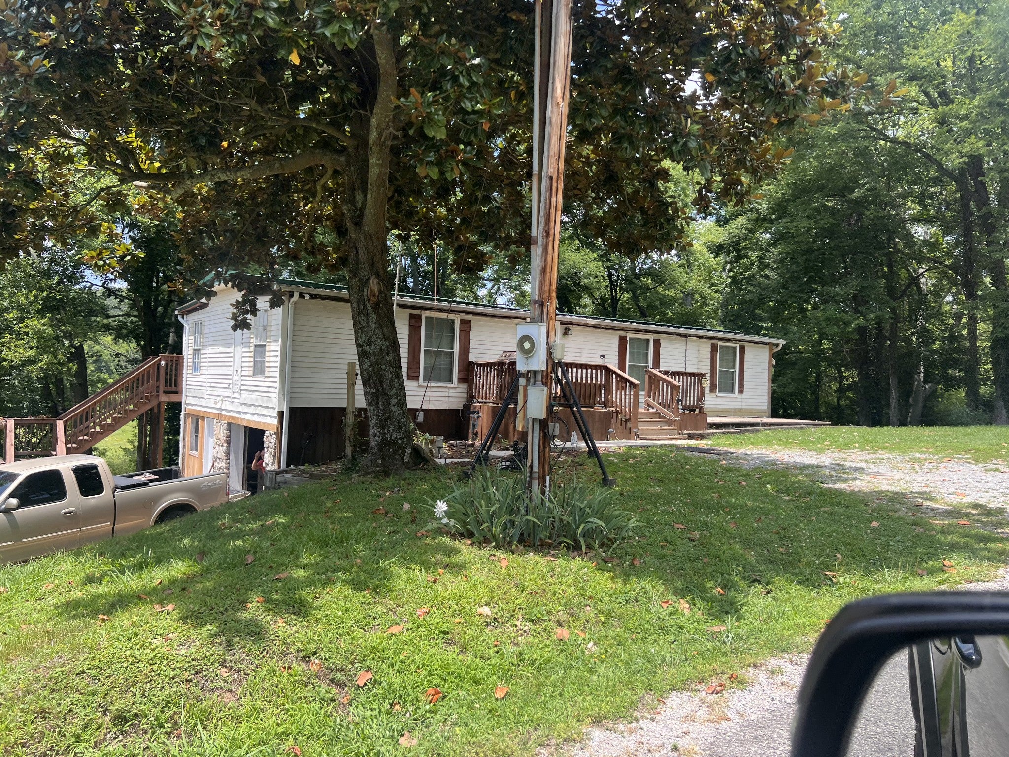 2205 Dowell Branch Rd