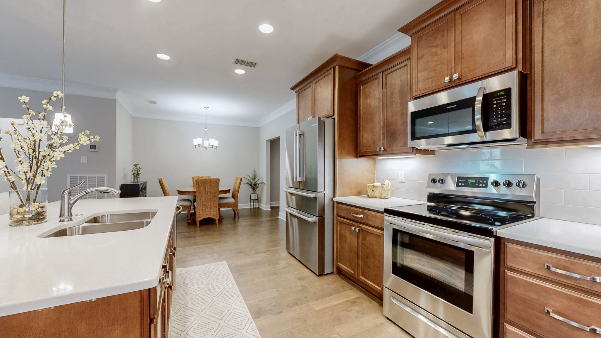 2337 Stonecenter Ln