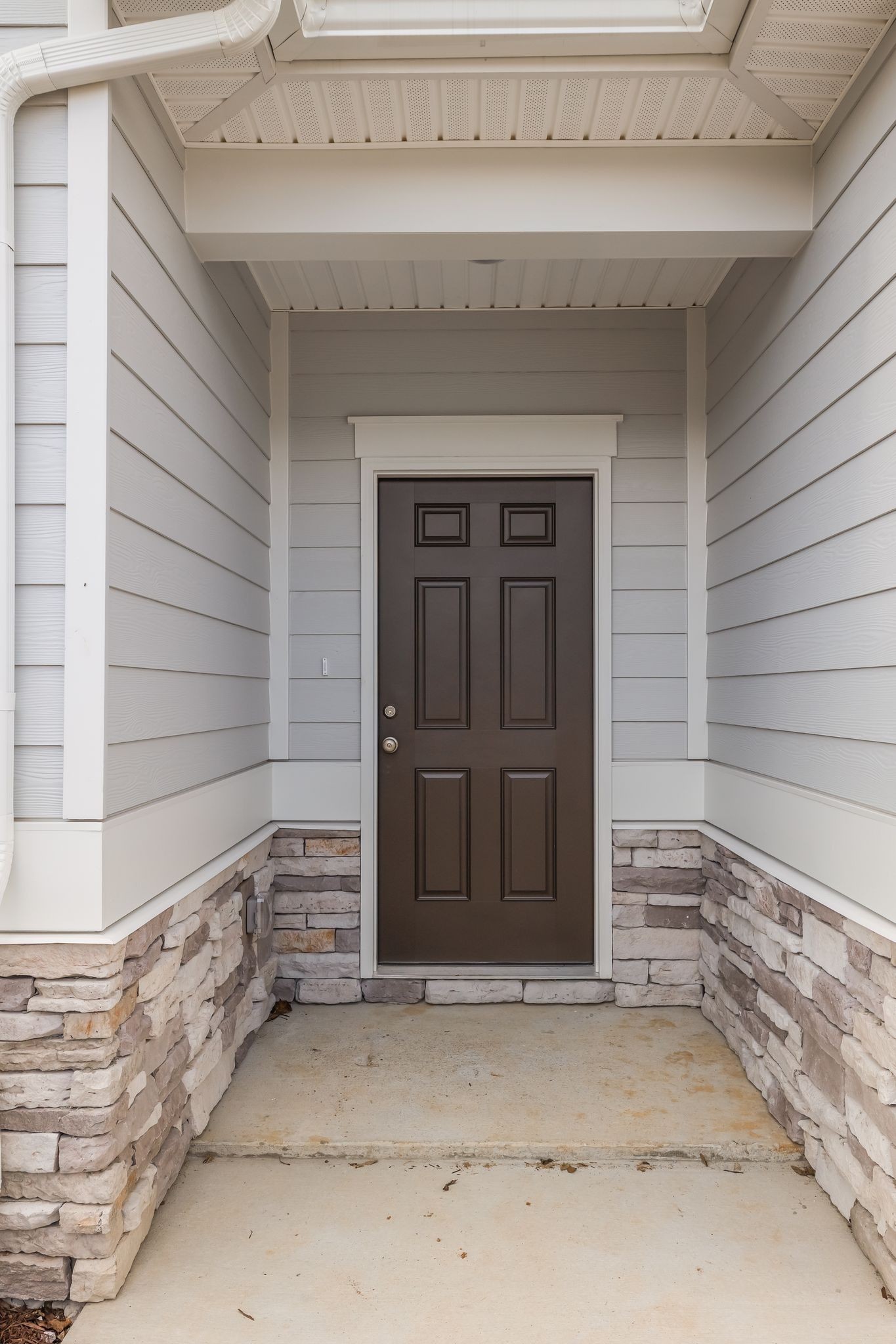 569 Nightengale Ridge Dr