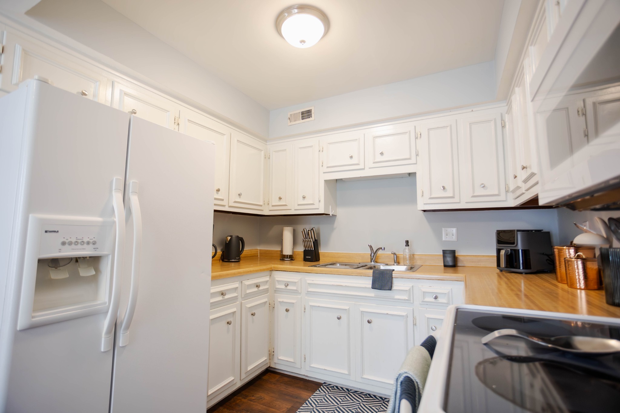 Brentwood, Tennessee 37027, United States, 1 Bedroom Bedrooms, ,1 BathroomBathrooms,Residential,Active,141346