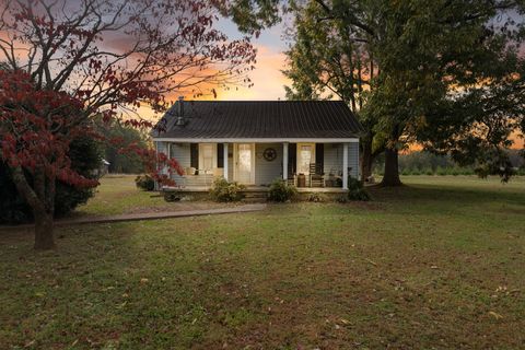 709 Isbell Turn Rd Winchester TN 37398