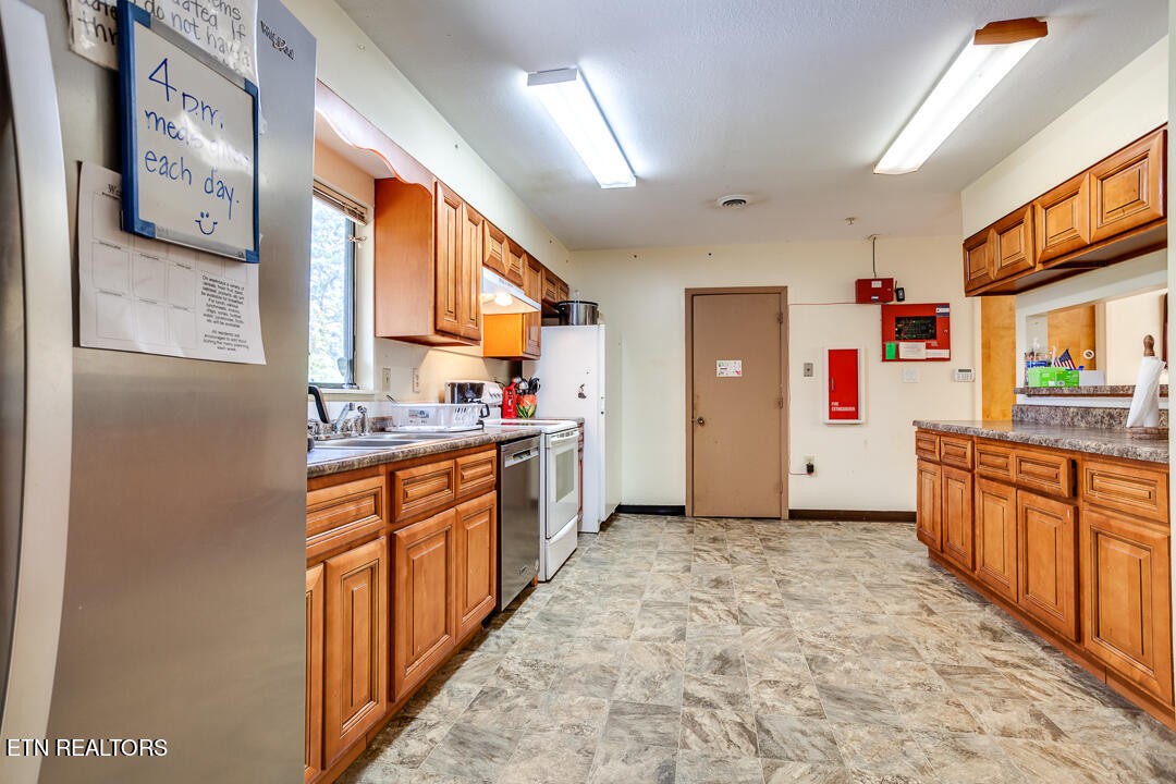 3706 Washington Pike