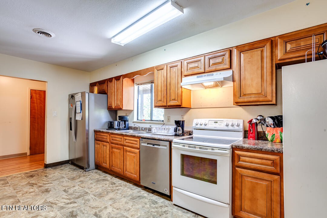 3706 Washington Pike