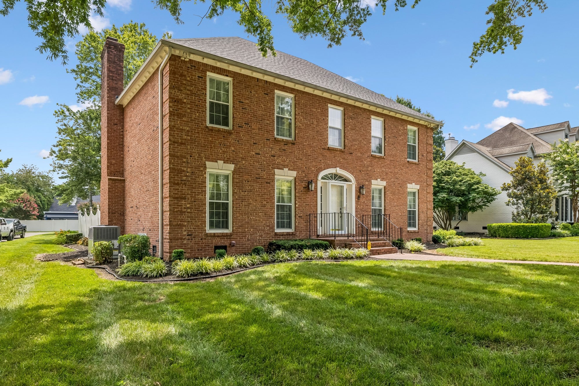 1449 Georgetown Ln