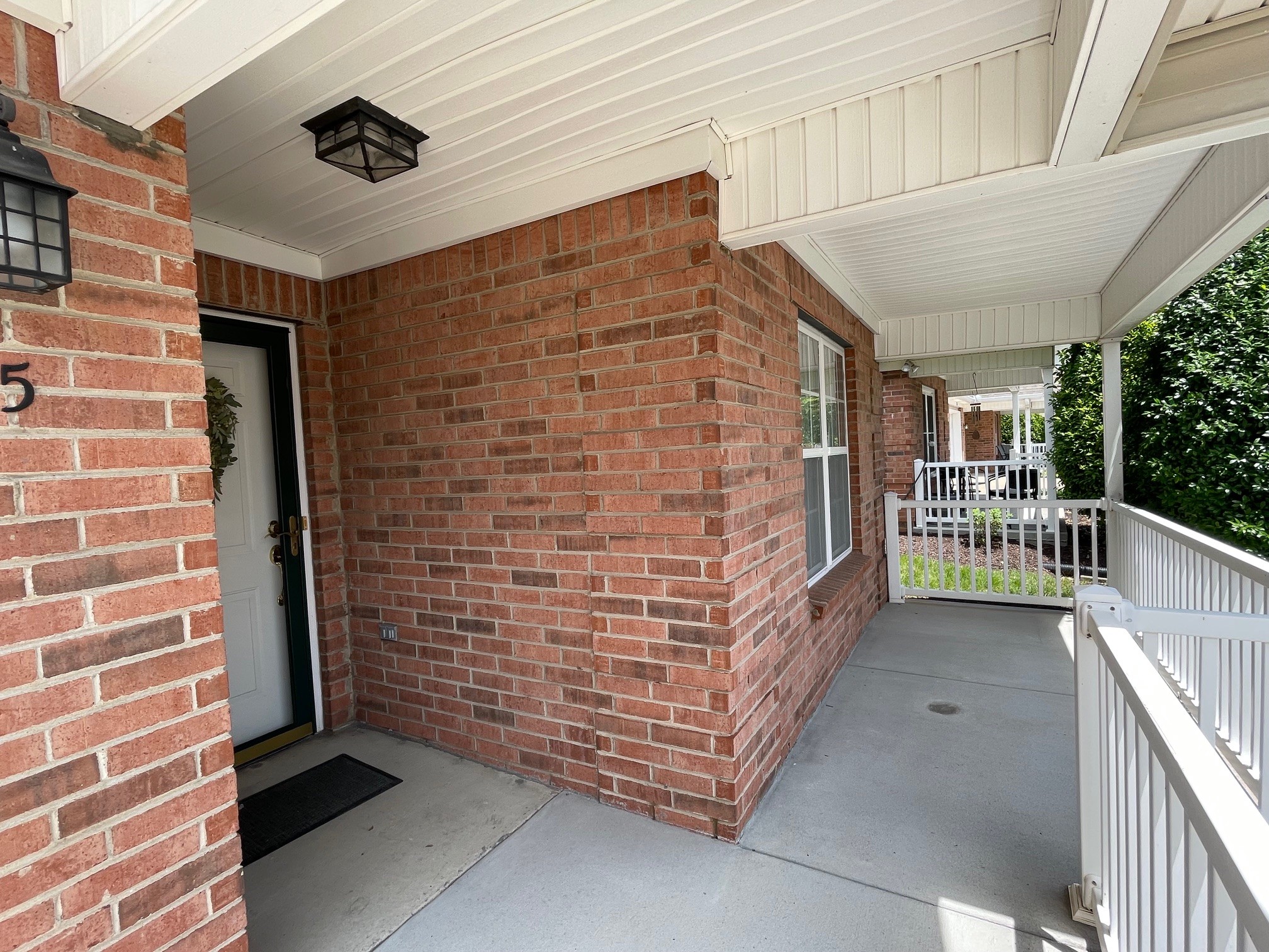 125 Alton Park Ln