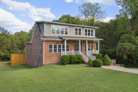 631 Ellen Dr Goodlettsville TN 37072