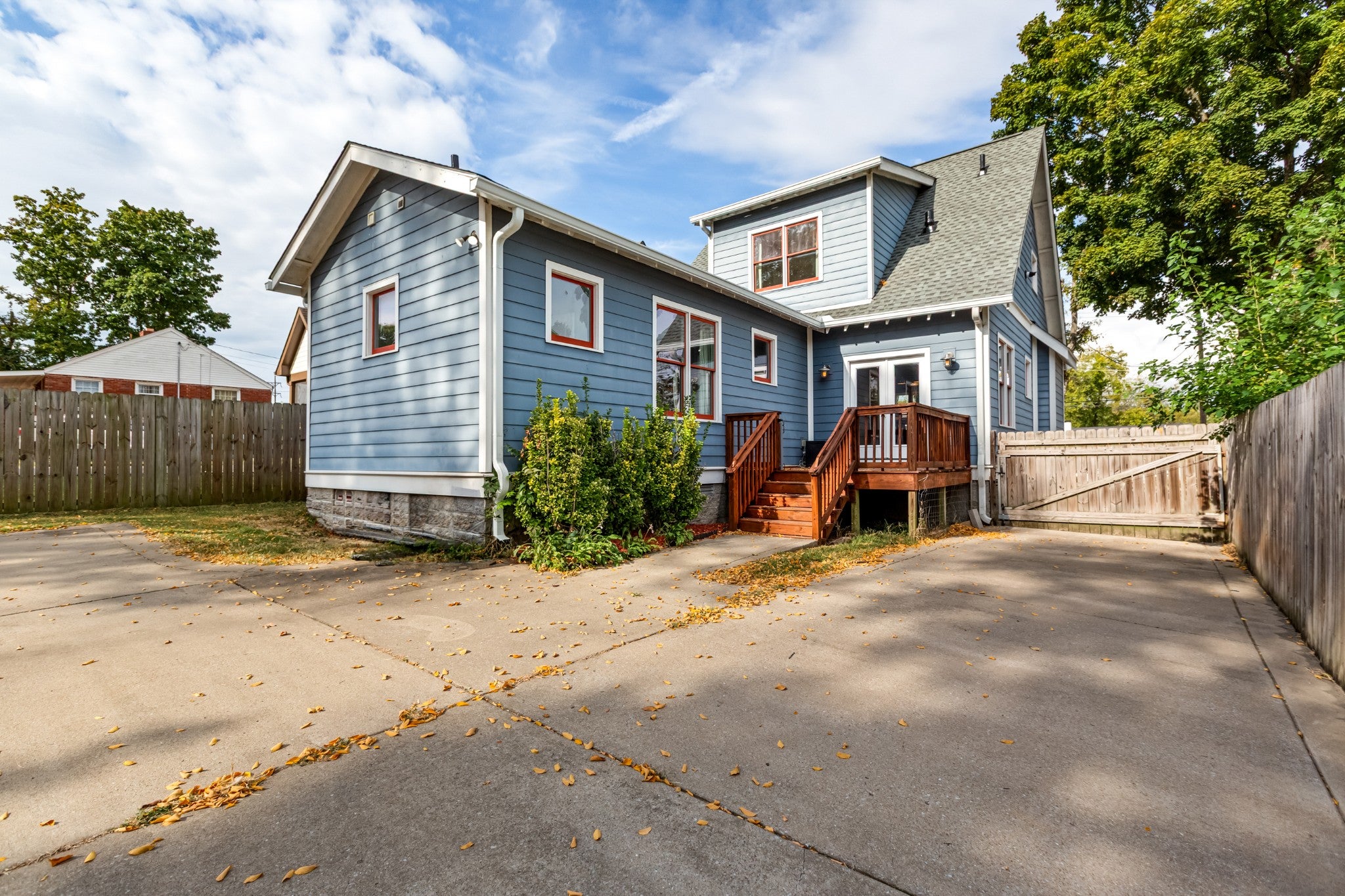 3914 Baxter Ave