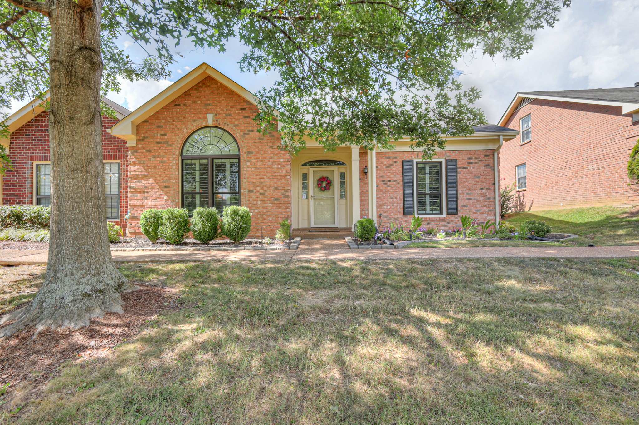 9312 Sawyer Brown Rd