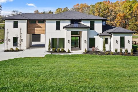 6065 Stone Cliff Ln Franklin TN 37064