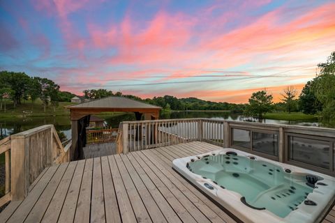 321 Lakeway Ter Spring Hill TN 37174