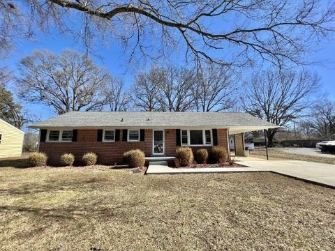 210 Ragan St Tullahoma TN 37388