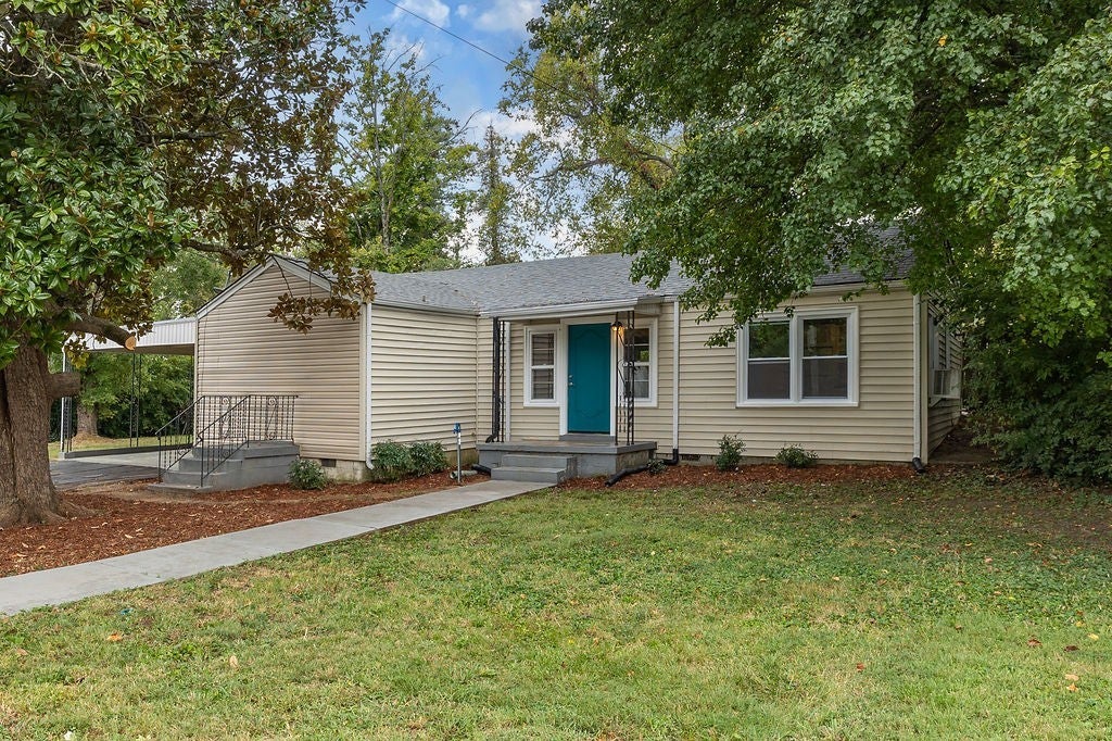 327 Haynes St
