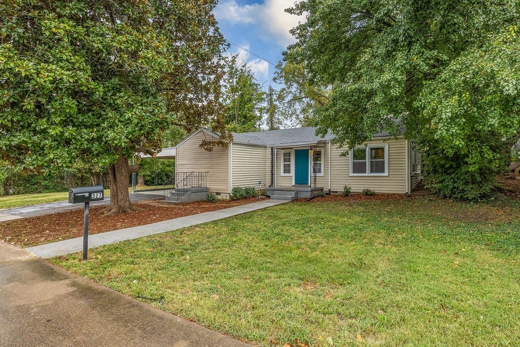327 Haynes St