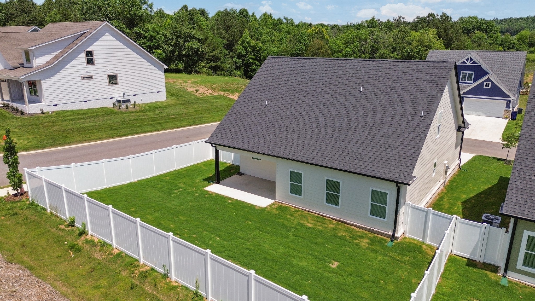 5125 Ella Ln NE
