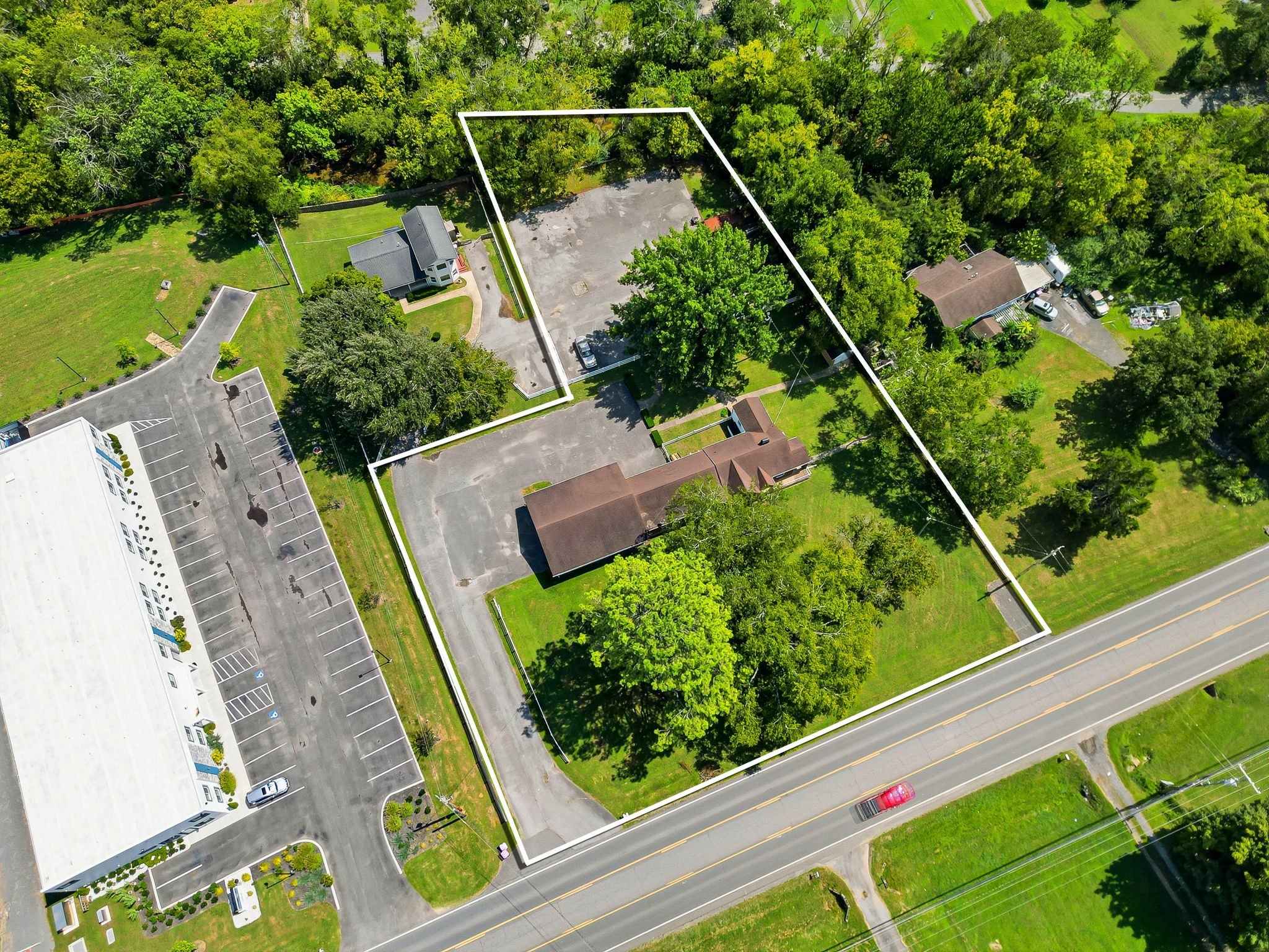1063 Louisville Hwy