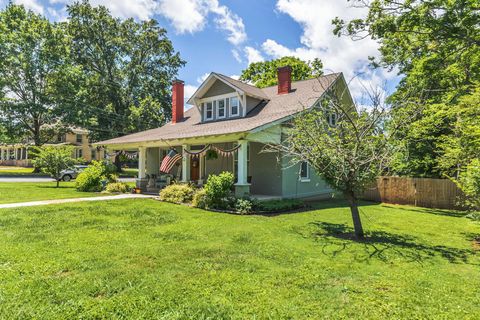 601 N Main St Mount Pleasant TN 38474