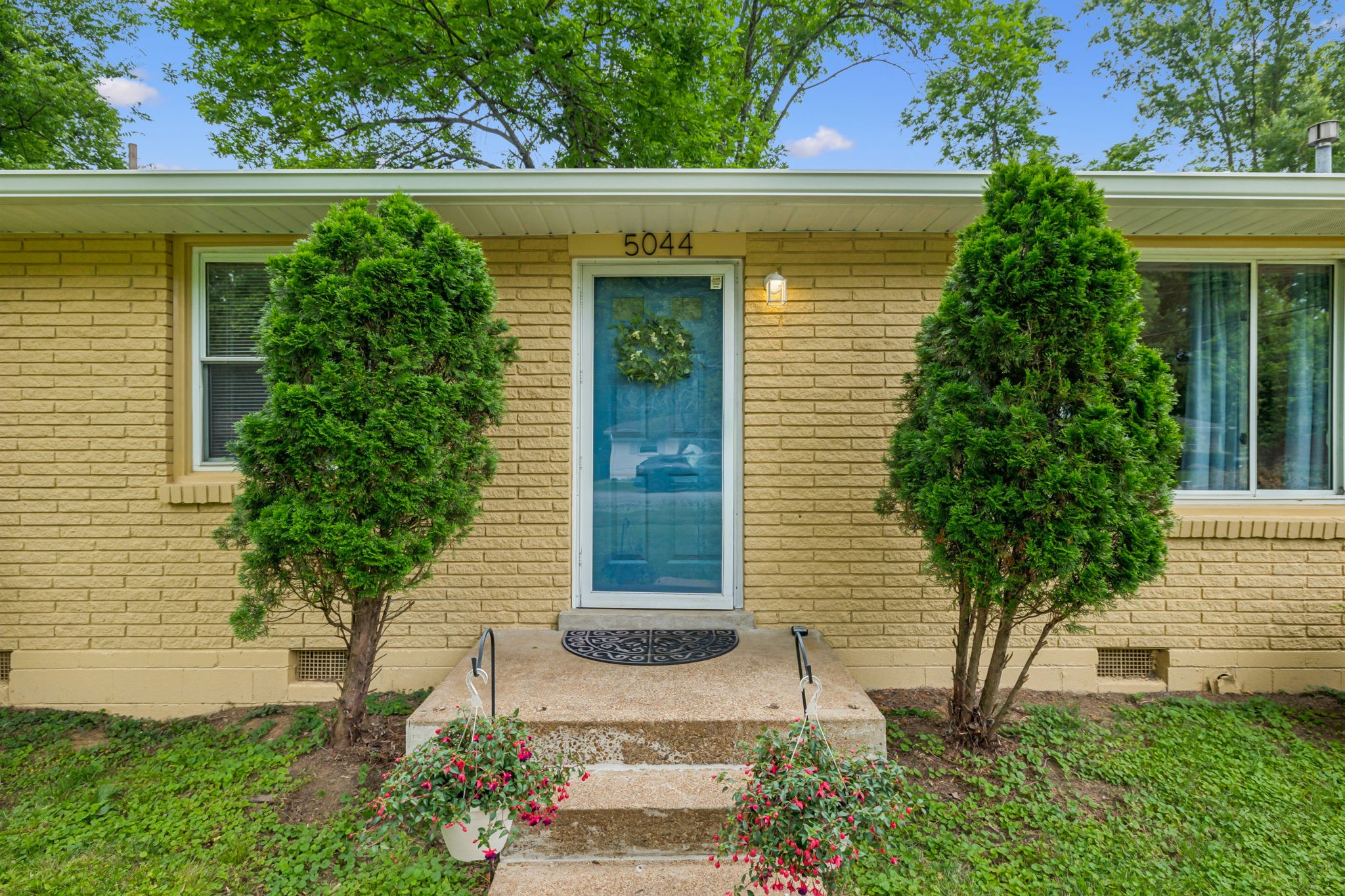 5044 Suter Dr
