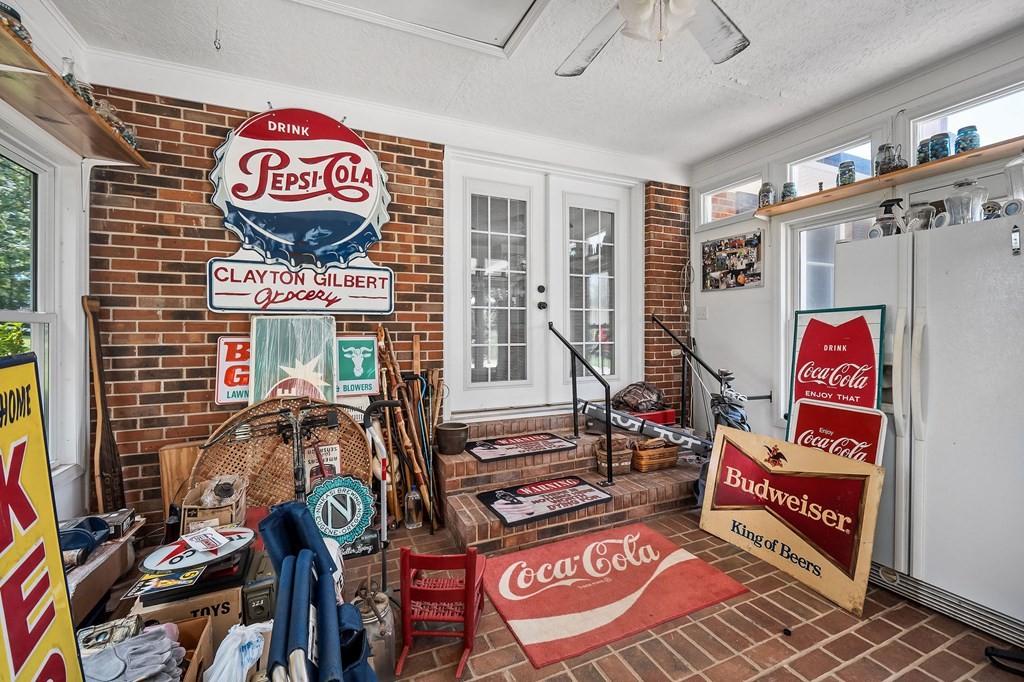 822 Old Smithville Hwy N