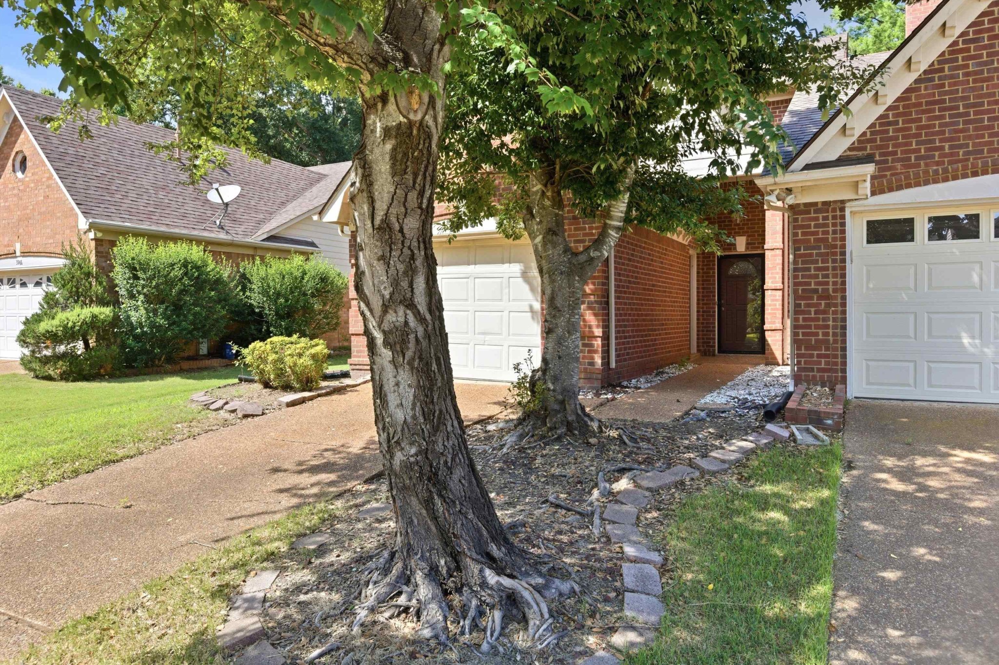 3968 SAWGRASS DR