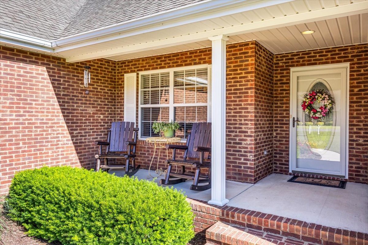 96 Caldwell Dr