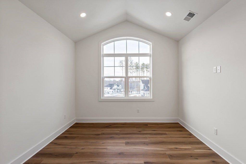 353 Reddenwood Road