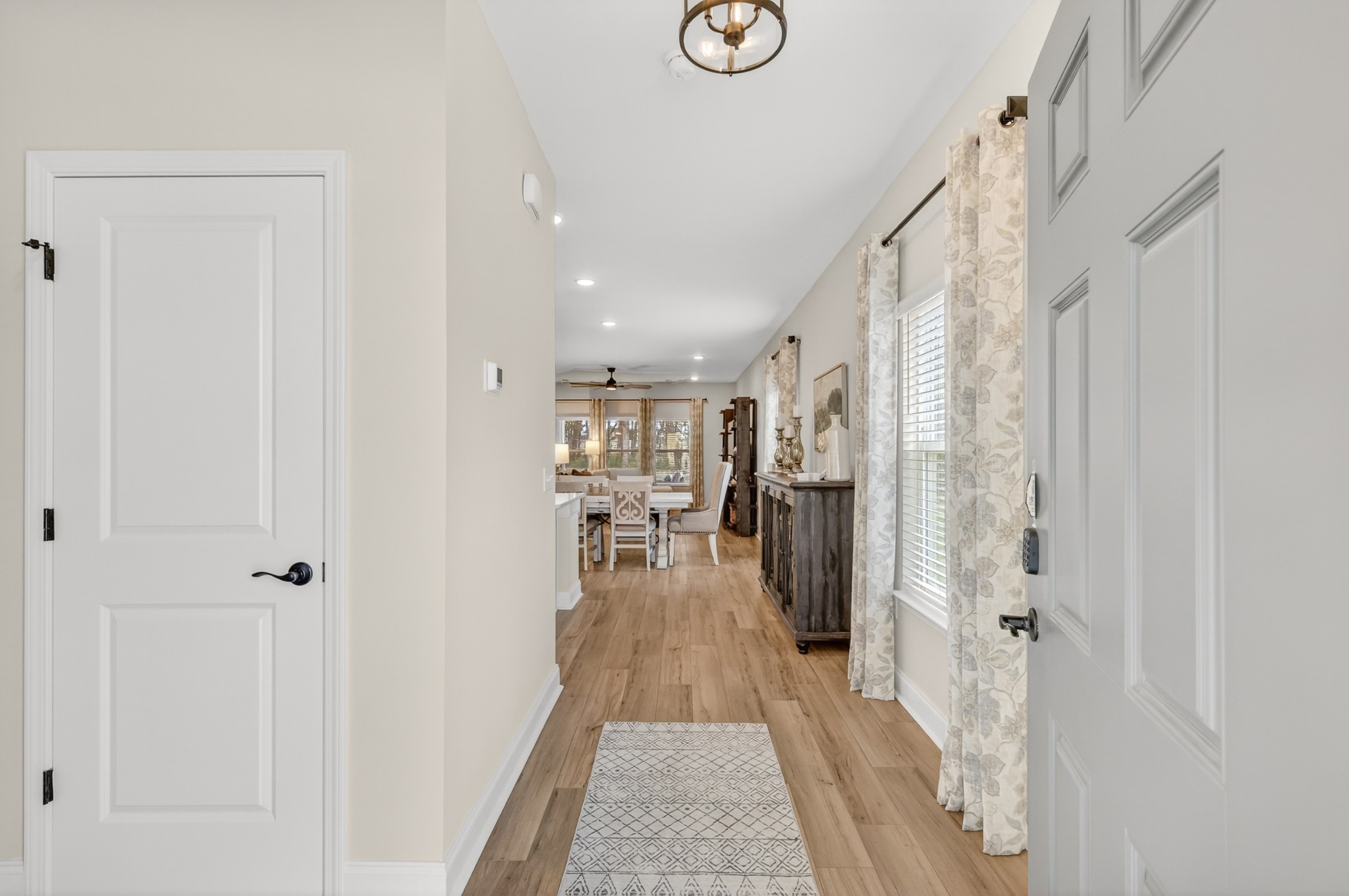 544 Banchory Dr