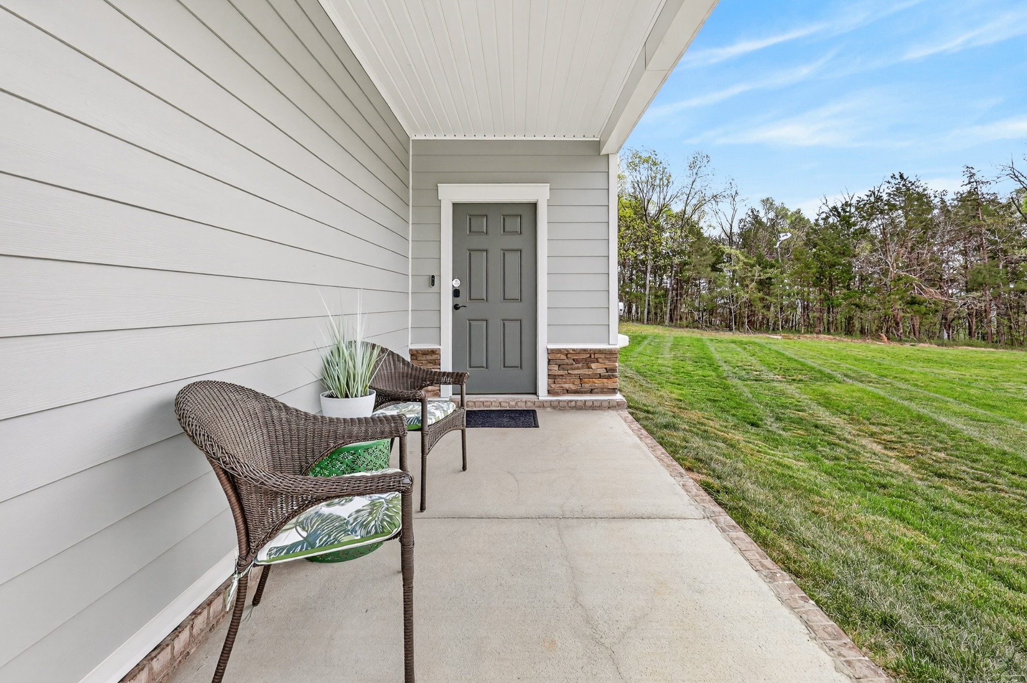 544 Banchory Dr