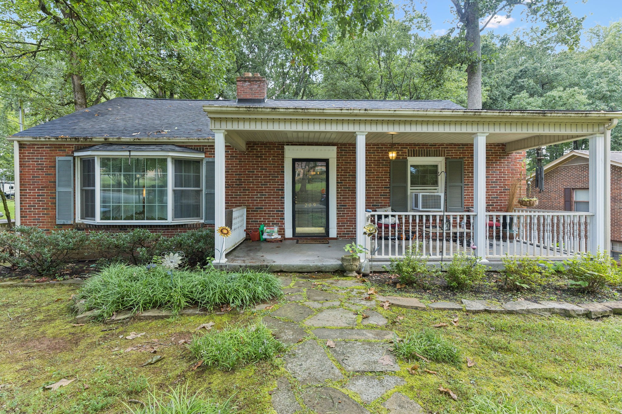 209 Ben Lomond Dr