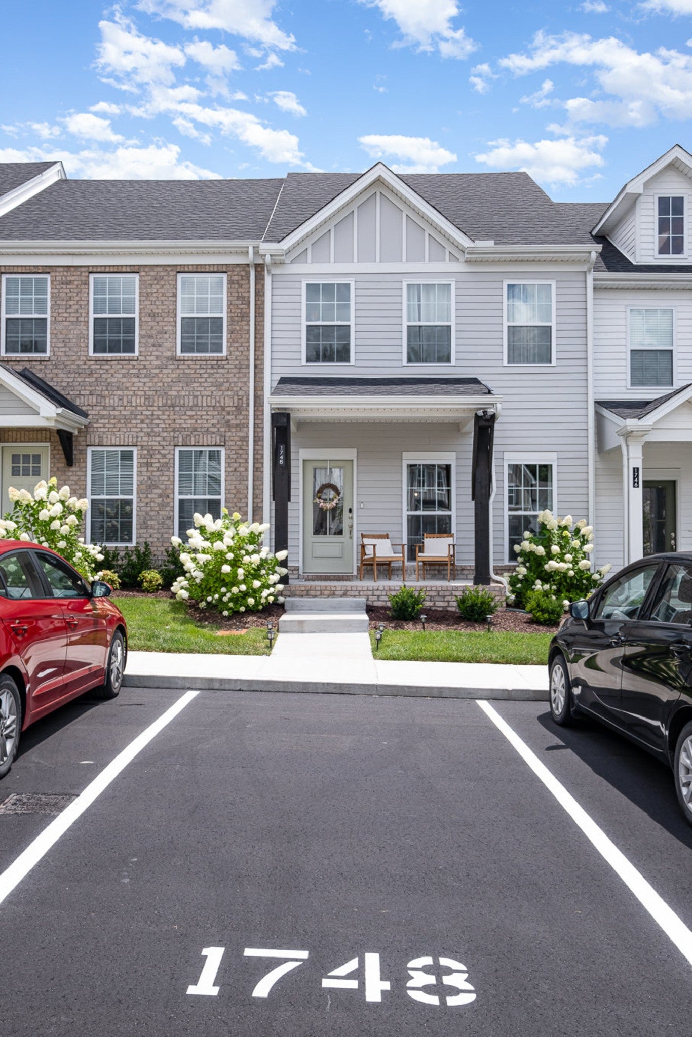 1748 Fenway Loop