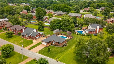 106 Cross Creek Ln Hendersonville TN 37075
