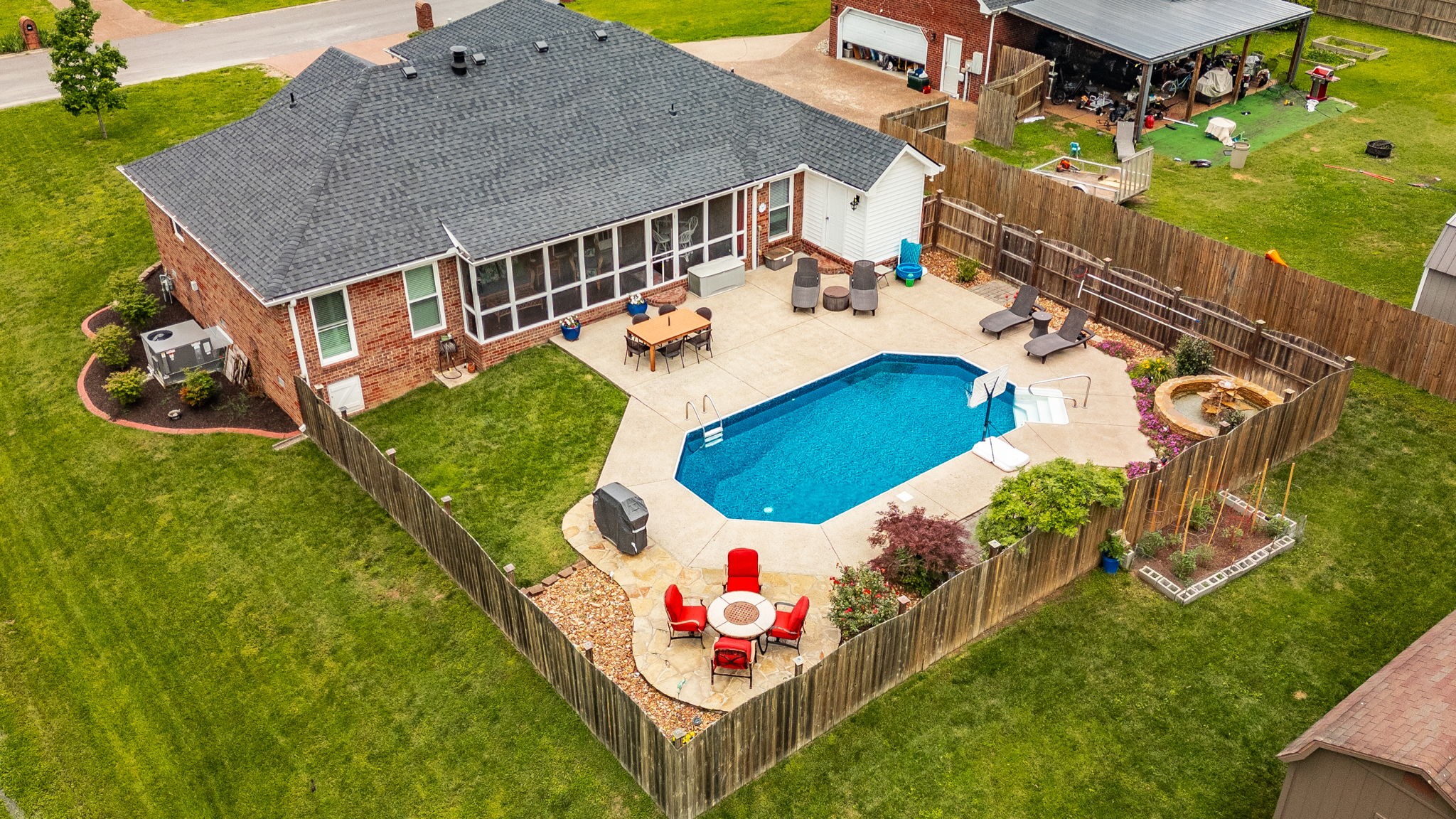 106 Cross Creek Ln