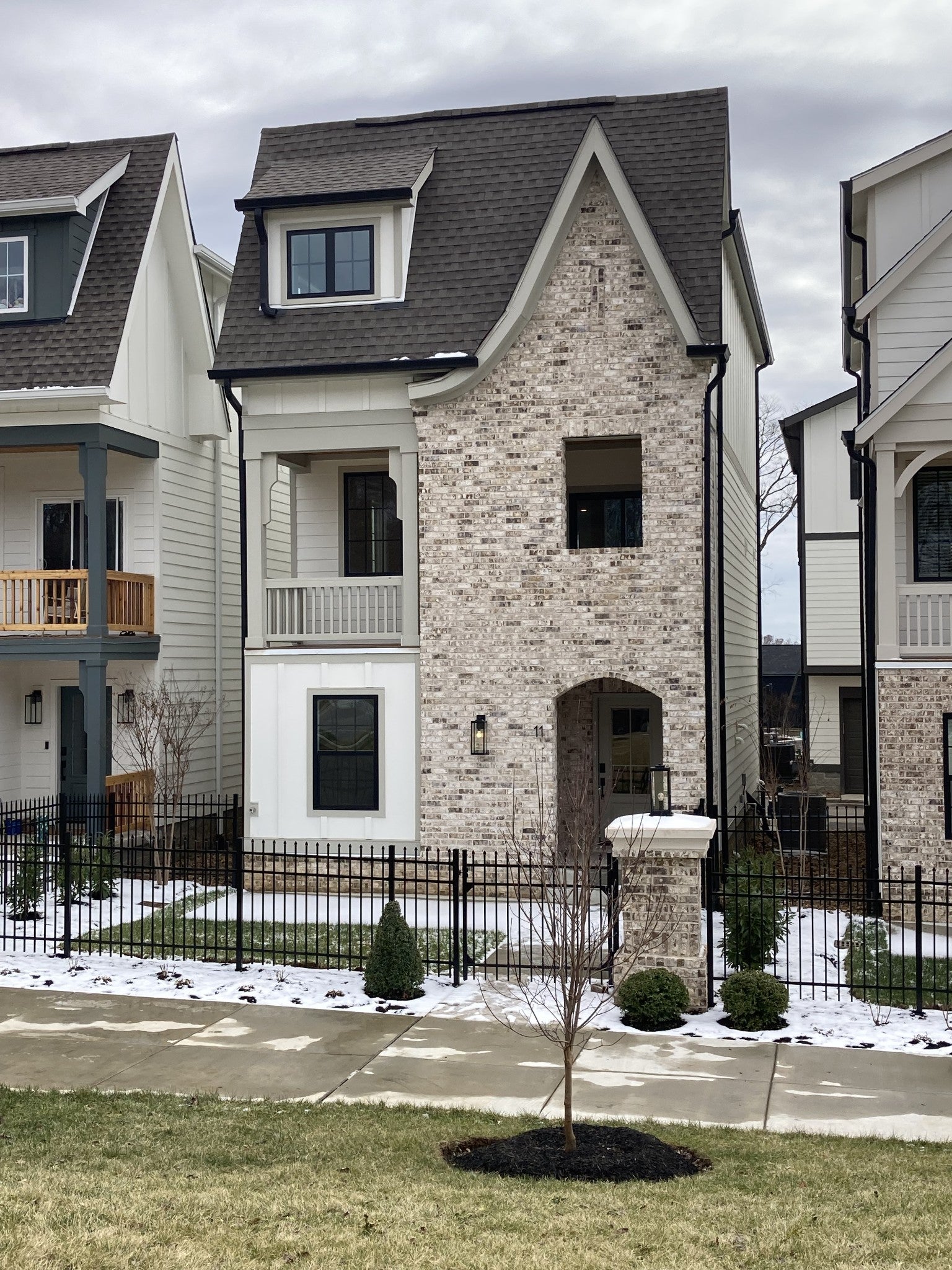 2.0-bed rental at 514 Edwin Street 11