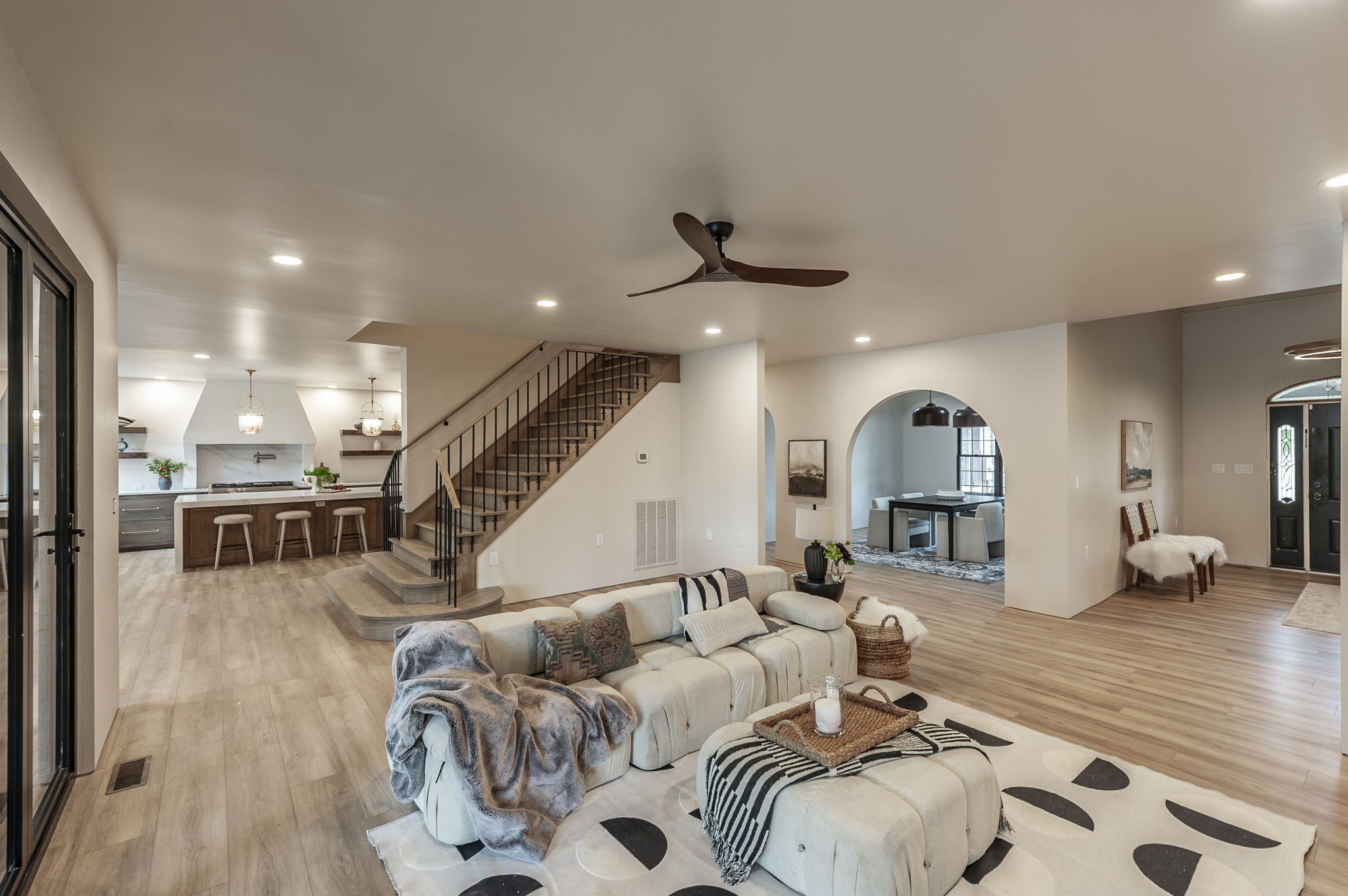1205 Sequoya Trl