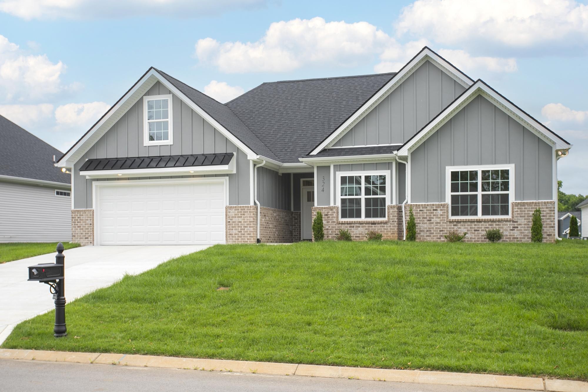 324 Fieldstone Ln