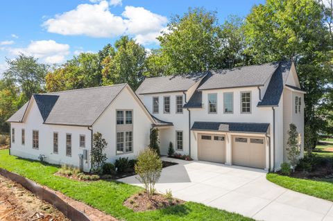 2925 Torrence Trl Spring Hill TN 37174