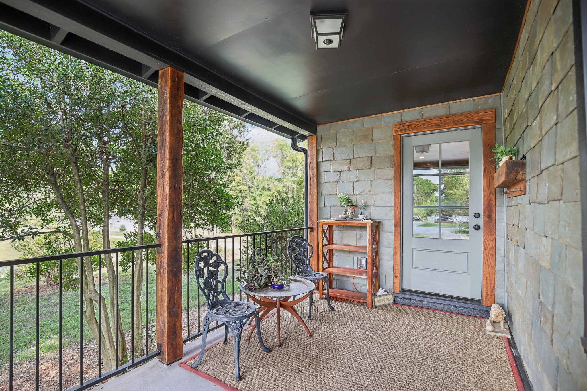 6421 Clarksville Pike