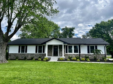 1017 Connie Dr Gallatin TN 37066