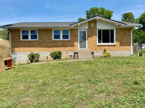Photo of 420 Janette Ave, Goodlettsville, TN 37072 (MLS # 3214249)