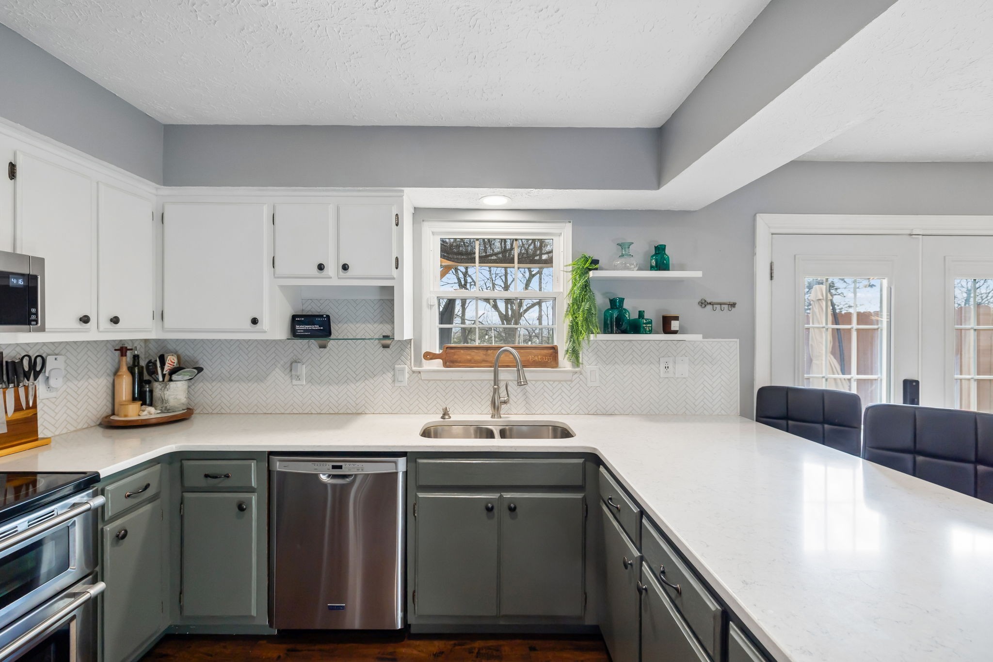 387 Huntington Ridge Dr