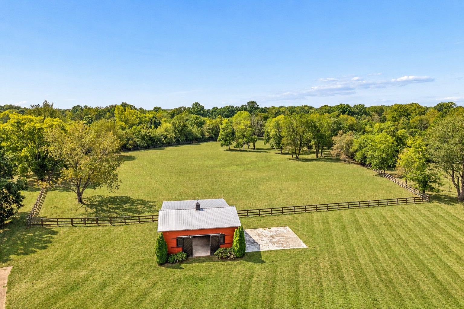8221 Twin Springs Ct