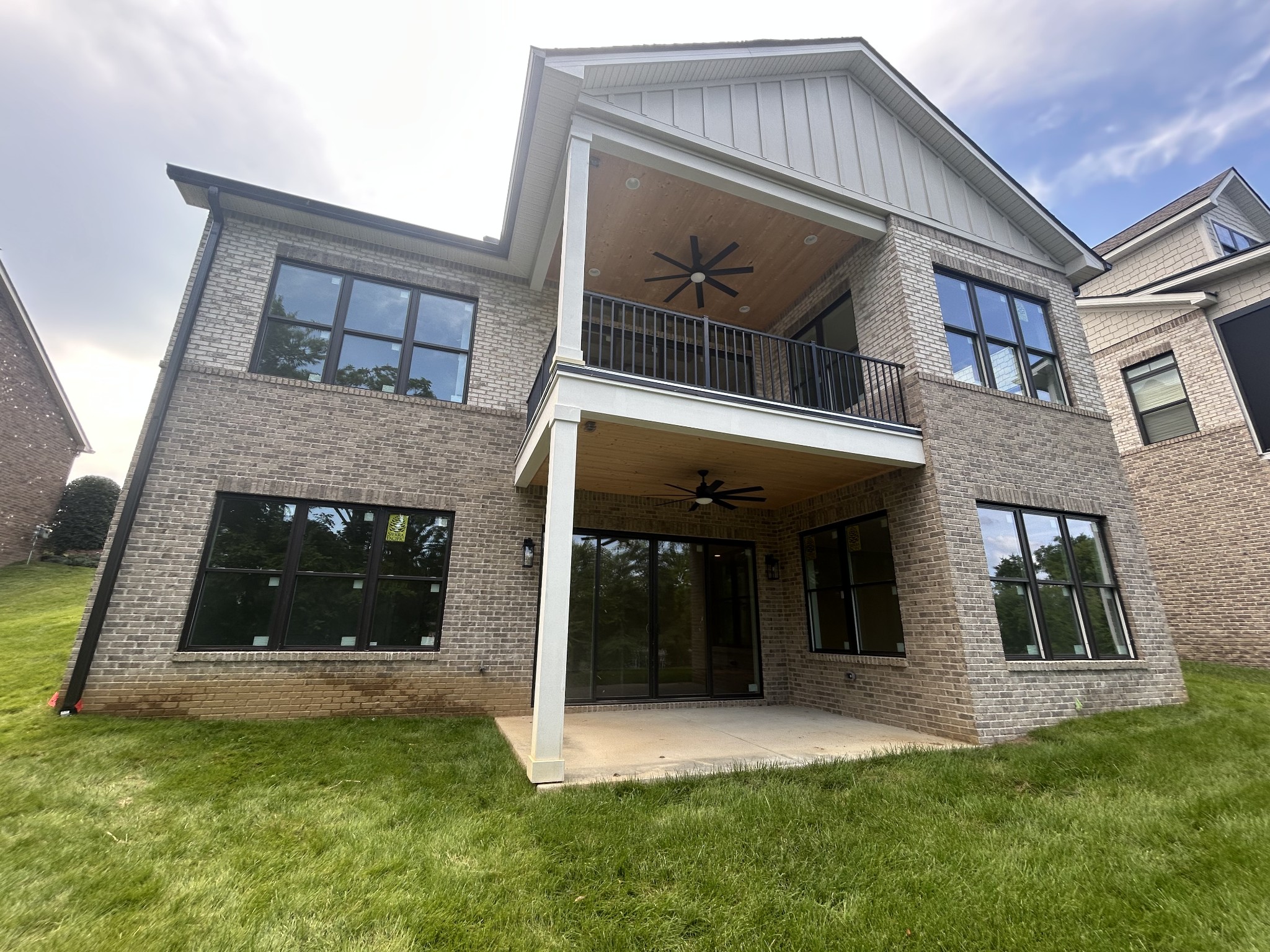 1370 Reynard Dr