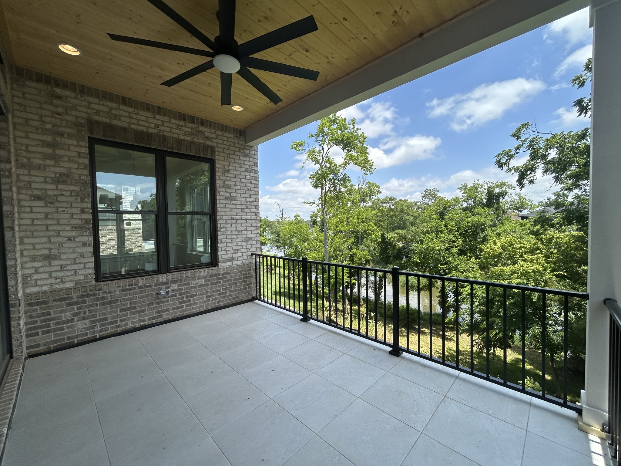 1370 Reynard Dr