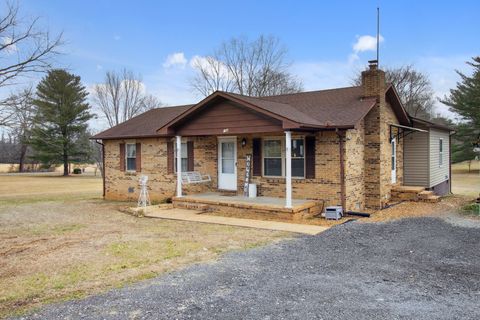 704 Flower Lane Dr Estill Springs TN 37330