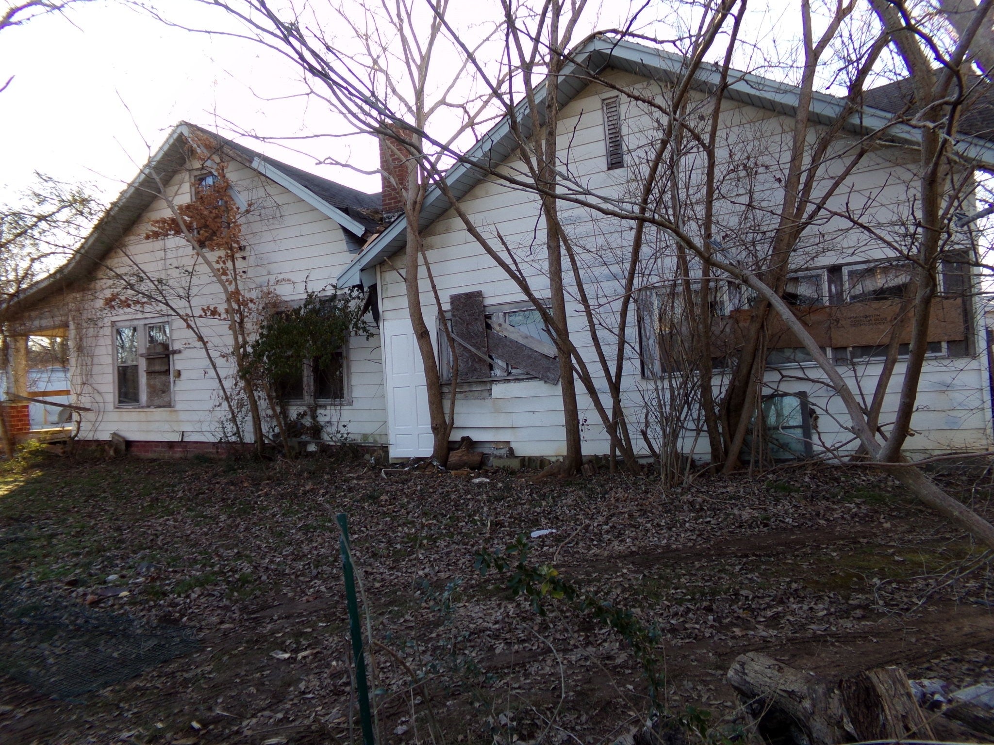 826 W Church St
