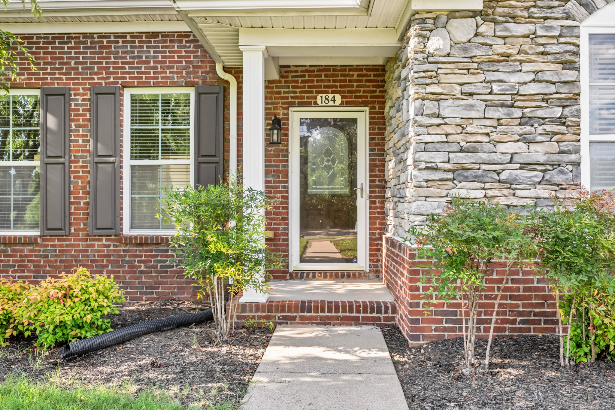 184 Whitman Aly