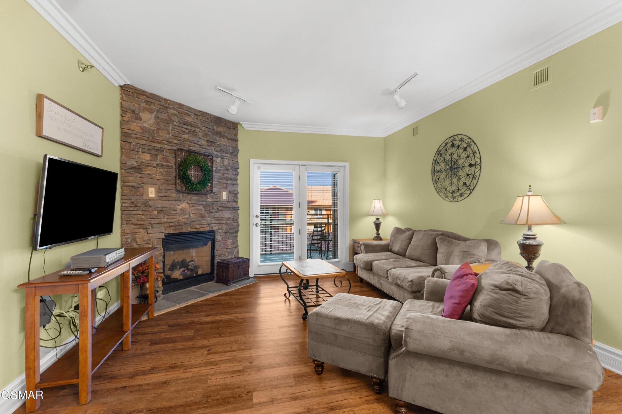 215 Woliss Lane 103