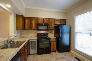 609 Boyd Mill Ave 1