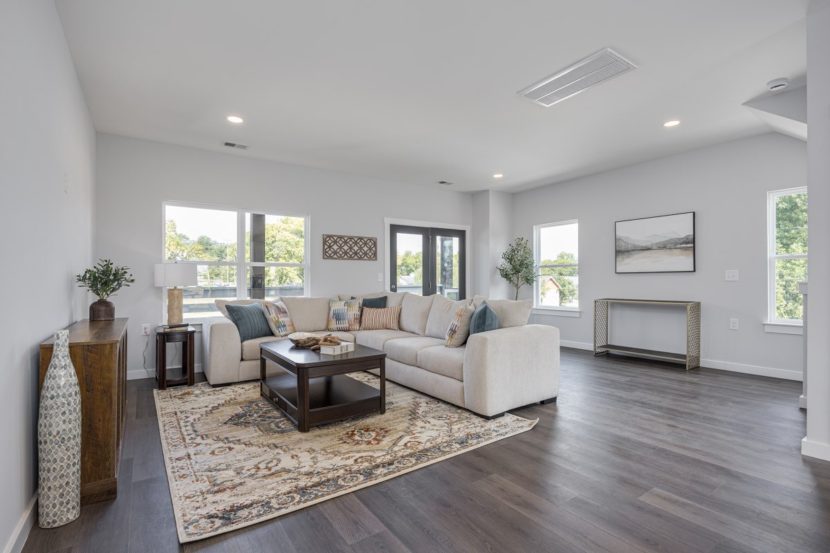513 Kalman Lane